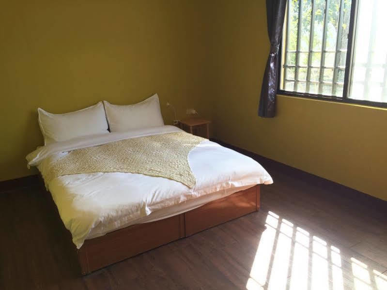 Frog And Pheasant Guesthouse Taitung Bagian luar foto